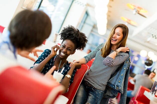 Building a Professional Network: A Student’s Guide to LinkedIn & Career Fairs
