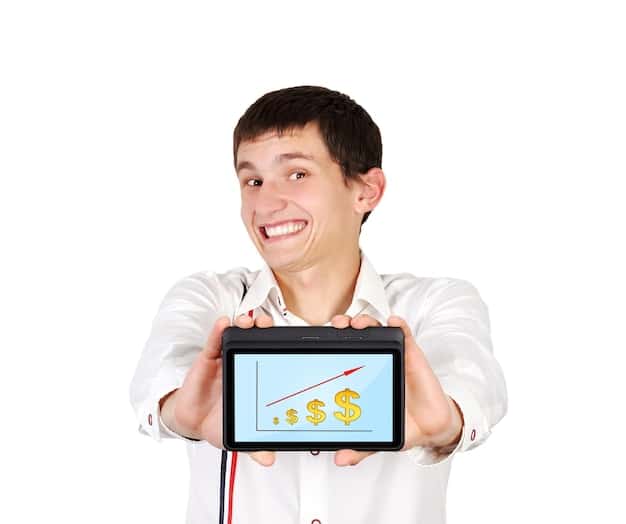 5 Personal Finance Resolutions for 2025 to Save $2,000+