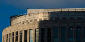 Federal Reserve Holds Rates Steady: Economic Outlook & Future Impacts - Cover Image