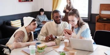 The Importance of Internships: Real-World Experience Before Graduation - Cover Image